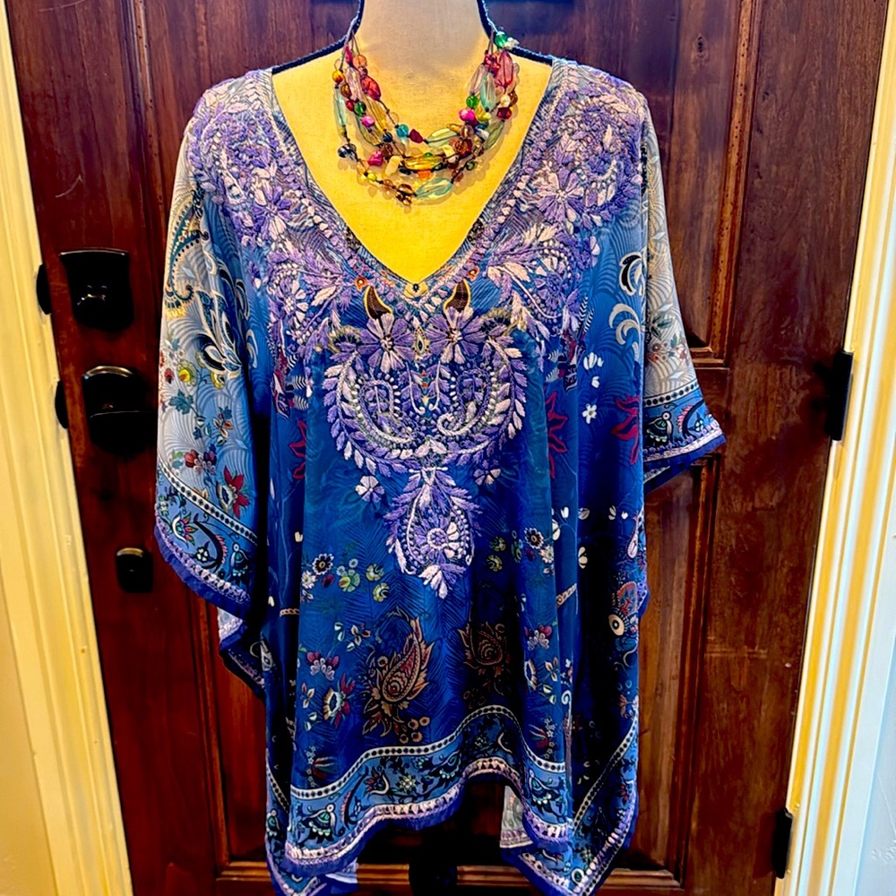 SEVYA Handmade 100% Polyester V-Neck Blouse